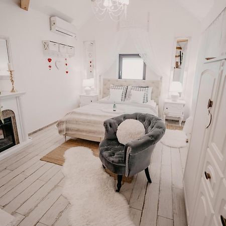 Villa Dom Dla Dwojga W Starym Mlynie W Brzeznicy Brzeznica  Esterno foto